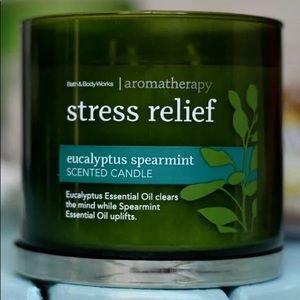 Bath & Body Works Stress Relief Aromatherapy 3-Wick Candle